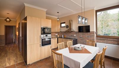 Harangvirág Apartmanház étkező